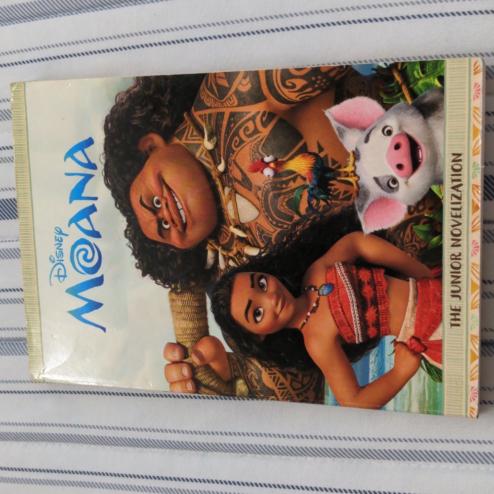 Moana Chapter Paperback Book, Disney's Moana - The Junior Novelization